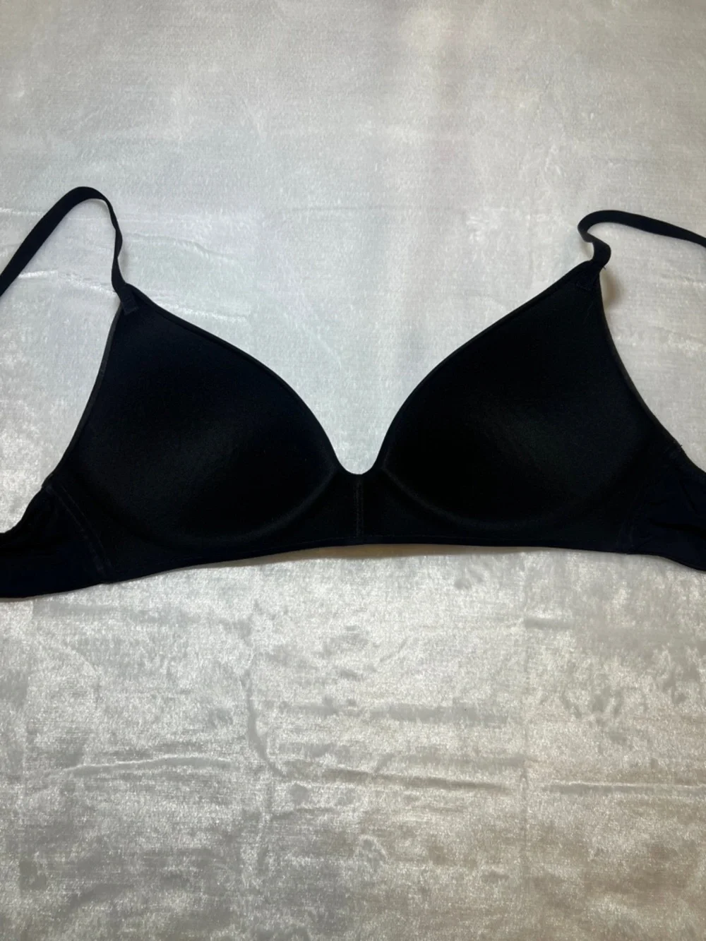 Victoria’s Secret bra T Shirt Lightly Lined No wire 32D - Picture 4 of 7